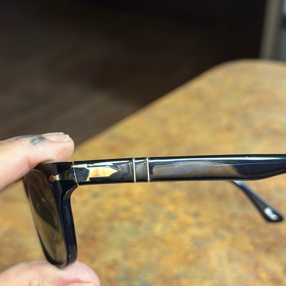 Persol sunglasses authentic PRICE DROP - Picture 6 of 10